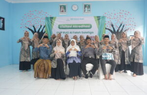 SMP RUQ Al Falah Salatiga Laksanakan Penilaian Akreditasi Sekolah Tahun 2024