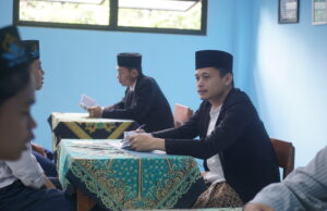 Santri SMP RUQ Jalani Ujian Program Unggulan: Tahfidz, Kitab Kuning, hingga Bahasa Inggris